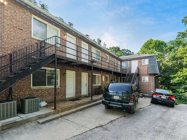 2103 Iuka Ravine — Photo 10
