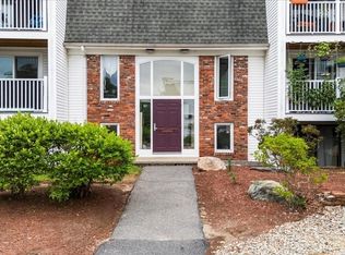 96 Main St APT C5, Foxboro, MA 02035