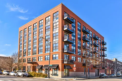 1260 W Washington St #608 Photo 1