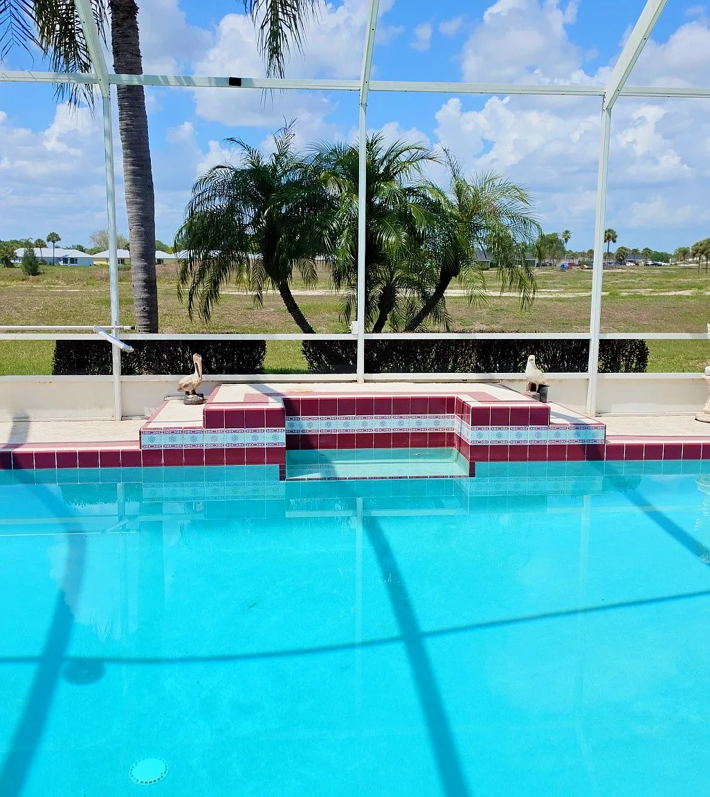 4 bed, 2702 sqft, $3,500 — Photo 1