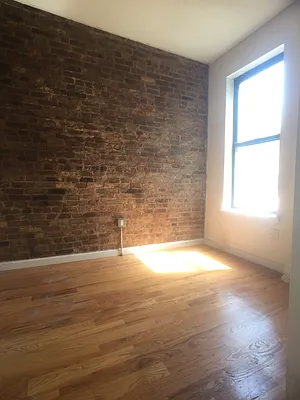 Rented by (Legacy) NY Quality Living Uptown | media 11