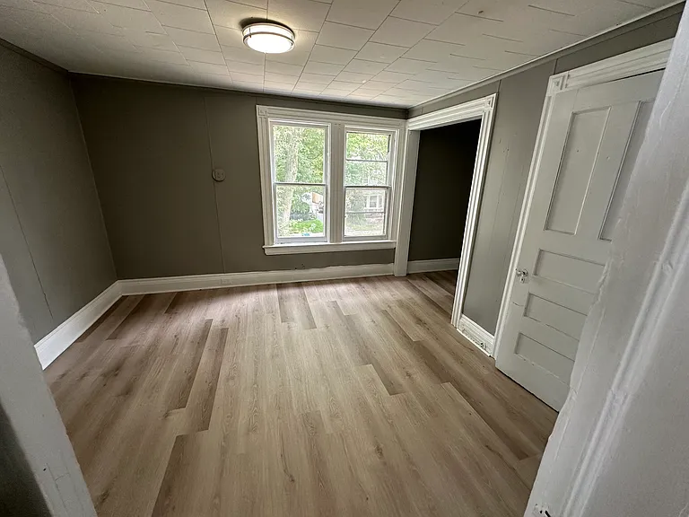279 Garson Ave #UPPER — Photo 6