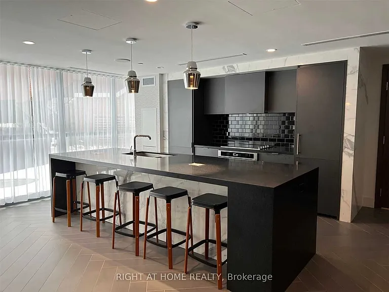 38 Iannuzzi St #511 — Photo 35