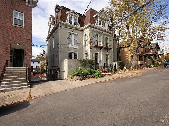 2nd image of 2625 Cleinview Ave Unit 6