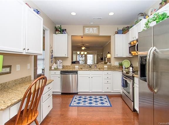3rd image of 7000 Great Smoky Pl