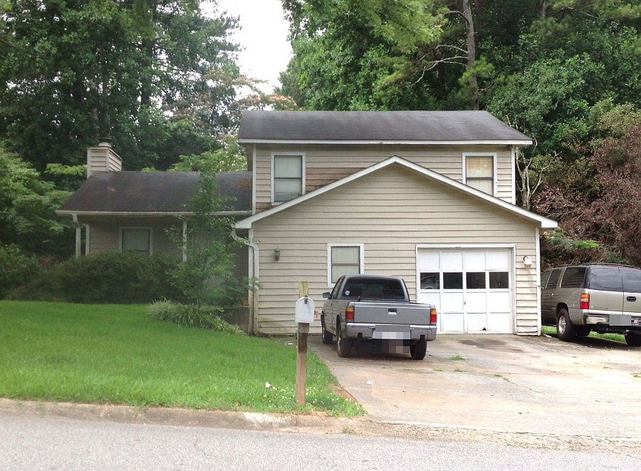 1st image of 2324 Marshes Glenn Dr