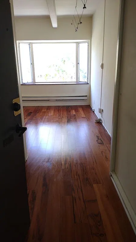Studio, 1.0 bath, 270 sqft, $900 — Photo 2