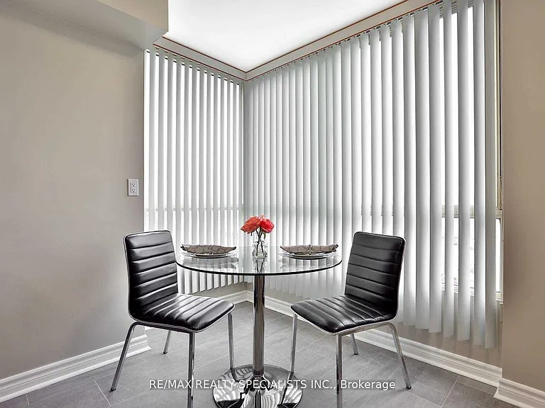 2470 Eglinton Ave W #507 — Photo 8