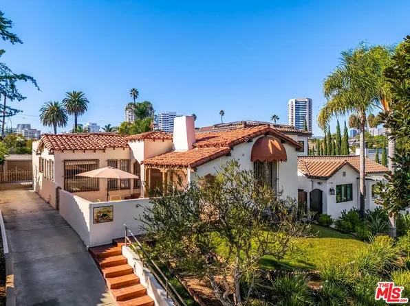 1511 Pandora Ave, Los Angeles, CA 90024