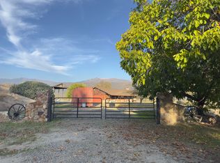 50200 Hogback Rd, Badger, CA 93603