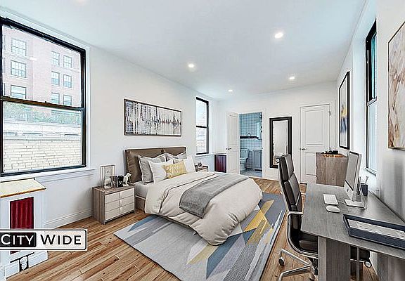 5th image of 118 E 93rd St