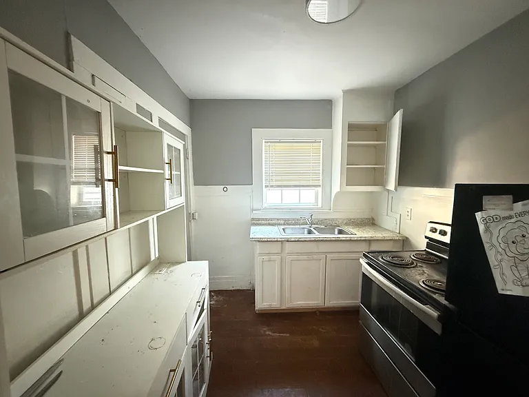 1717 McGregor Ave #B — Photo 5