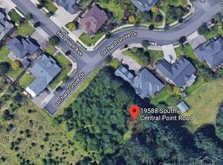 19628 Orchard Grove Dr, Oregon City, OR 97045