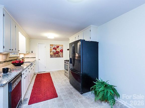 5th image of 4320 Craig Ave