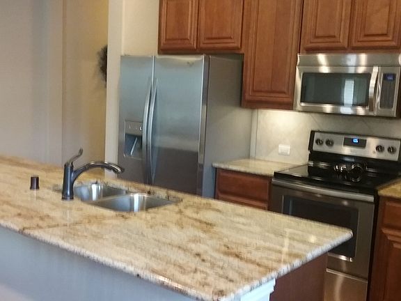 5th image of 112 Rockhaven Dr