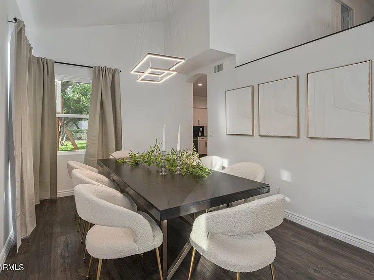 5408 E Kelton Ln — Photo 49