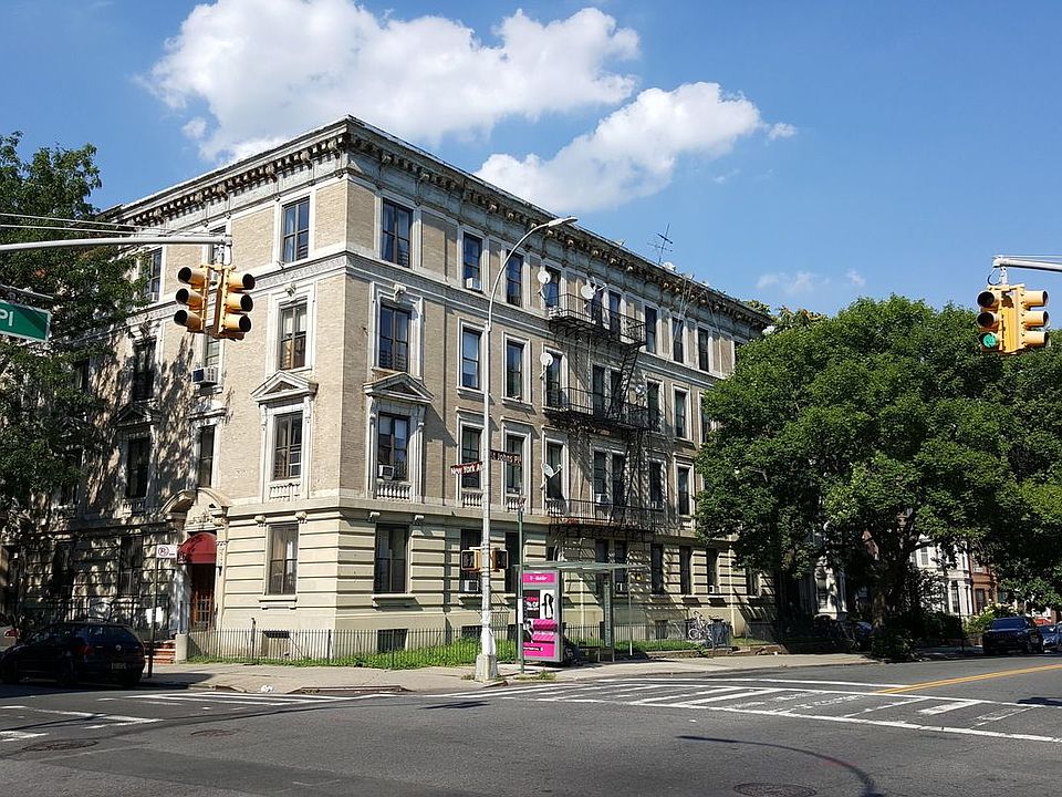 1st image of 247 New York Ave #2B