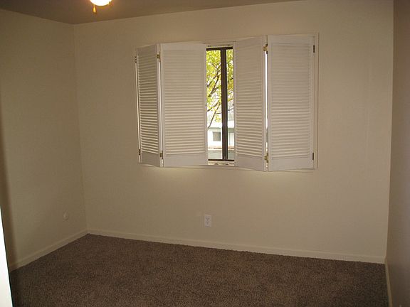 4th image of 342 E Saint Charles St
