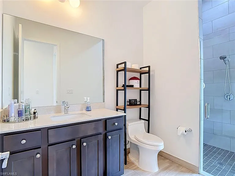 4806 Frattina St — Photo 15
