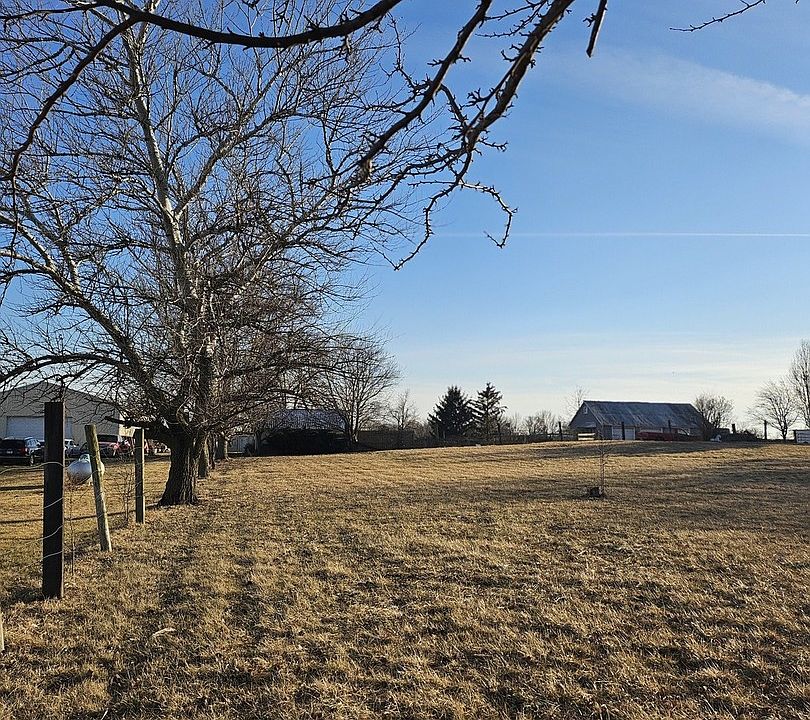 2nd image of 8251 W Pauling Rd