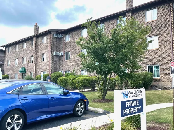 2400 Waterbury Dr APT 101, Woodridge, IL 60517