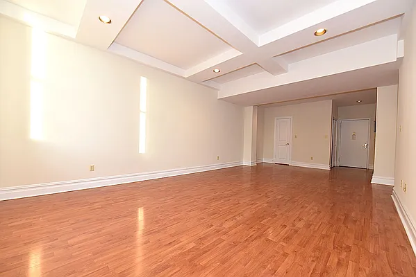 Rented by Keller Williams NYC | media 24