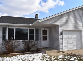 1691 Sheffield Dr, Elgin, IL 60123