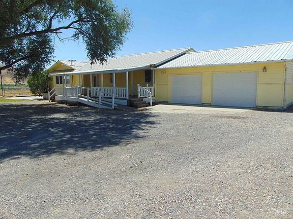 2nd image of 3855 Saddlehorn Ln