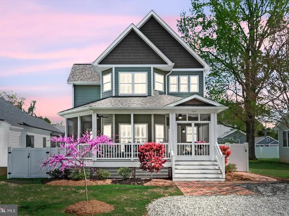 134 4th St, Colonial Beach, VA 22443