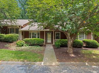 702 Rock Garden Cir, Winston Salem, NC 27104