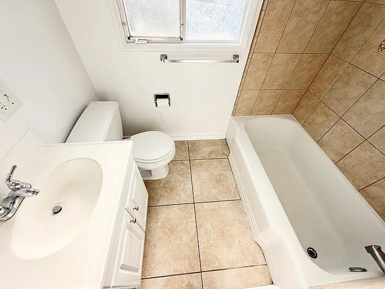 235 E California Blvd — Photo 50