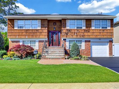 2 Roosevelt Avenue, Massapequa Park, NY, 11762