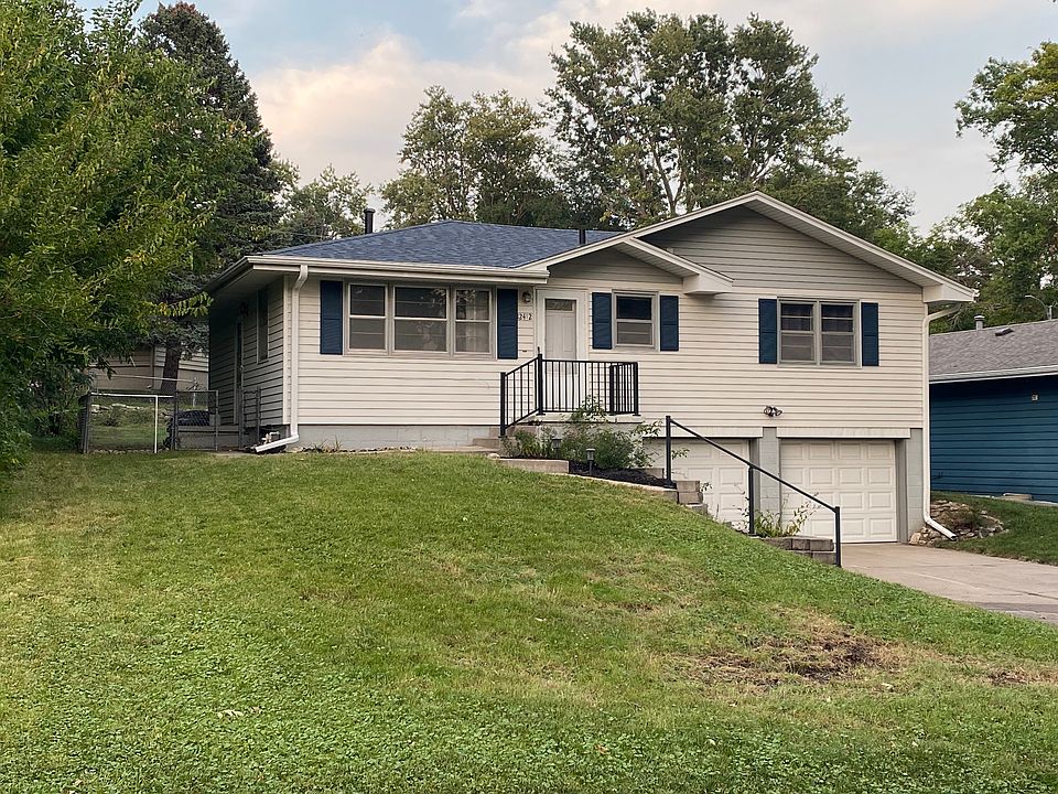 1st image of 12412 Bel Dr