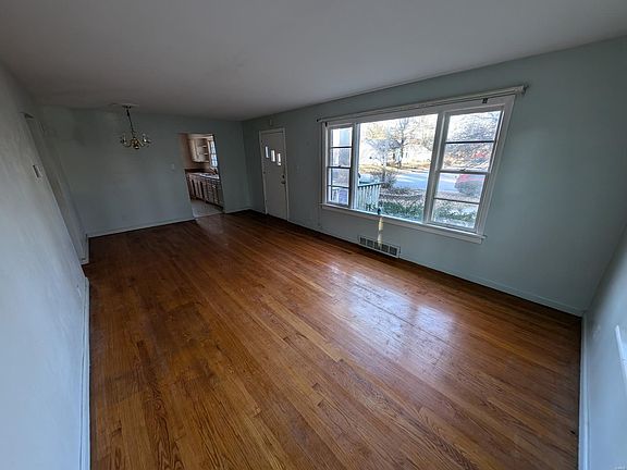 3rd image of 1414 Grand Ave