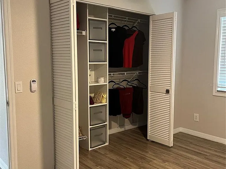 528 Golden Raintree Pl — Photo 13