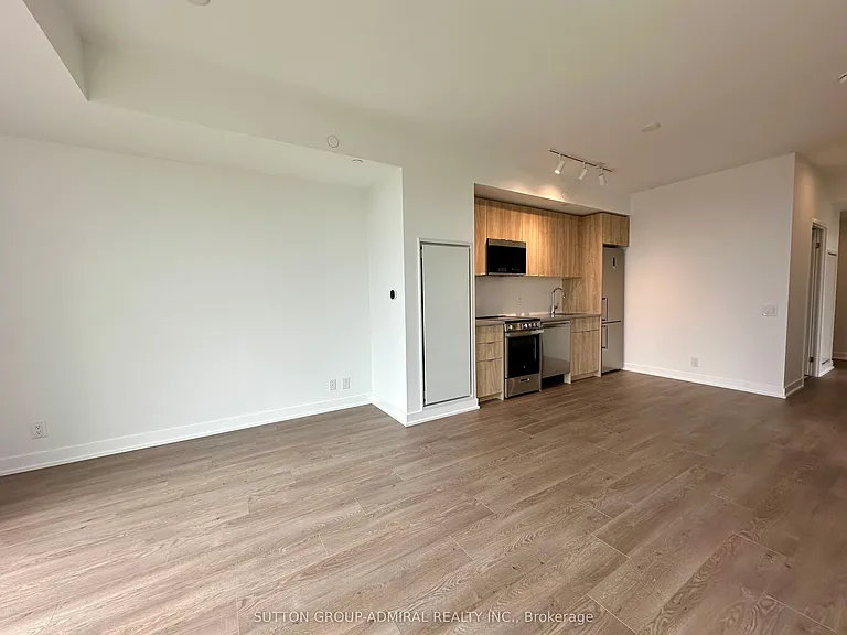 1660 Bloor St W #903 — Photo 5