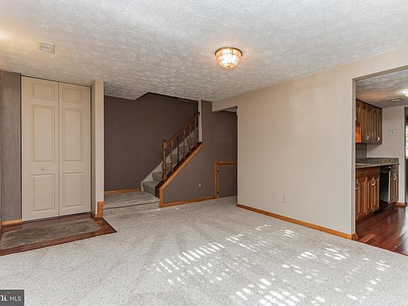 4th image of 2987 Paddock Wood Ct