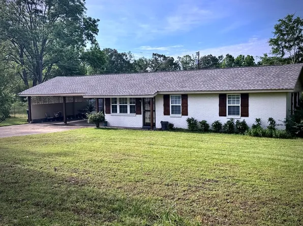130 Askew St, Water Valley, MS 38965