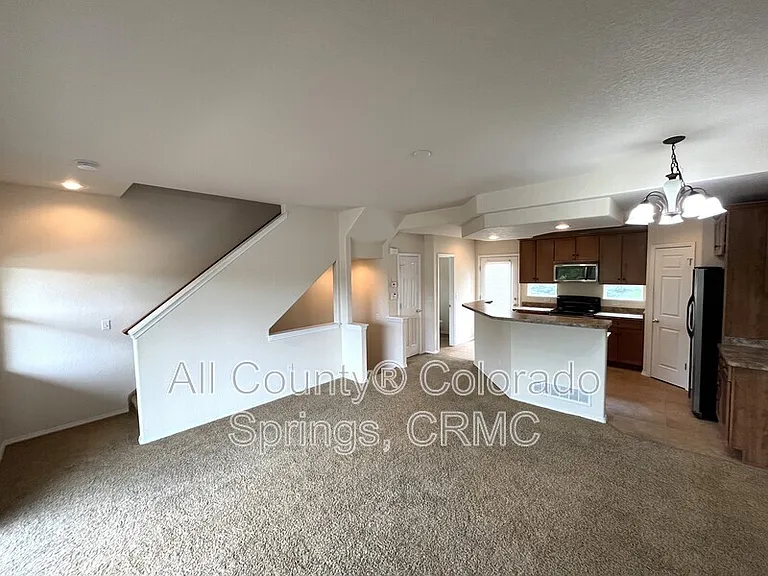 4719 Iron Horse Villas Point — Photo 5