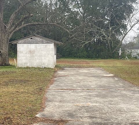 2nd image of 5104 17th Ave