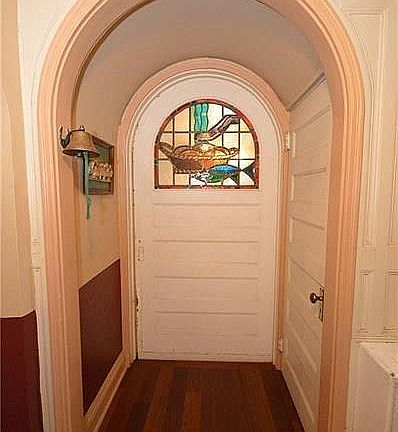 3rd image of 4738 Friendship Ave