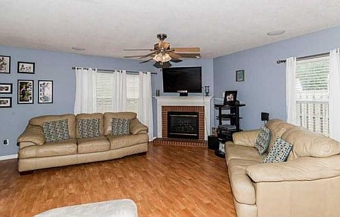 3rd image of 12044 Princewood Dr