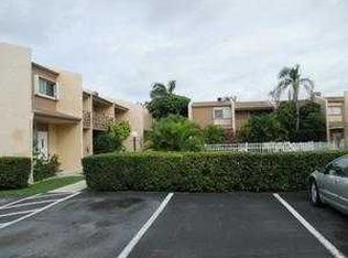 2831 Pierce St APT 201, Hollywood, FL 33020