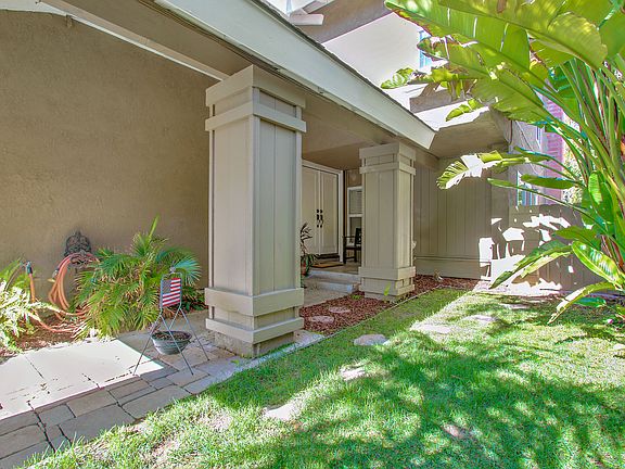 3rd image of 24841 Largo Dr