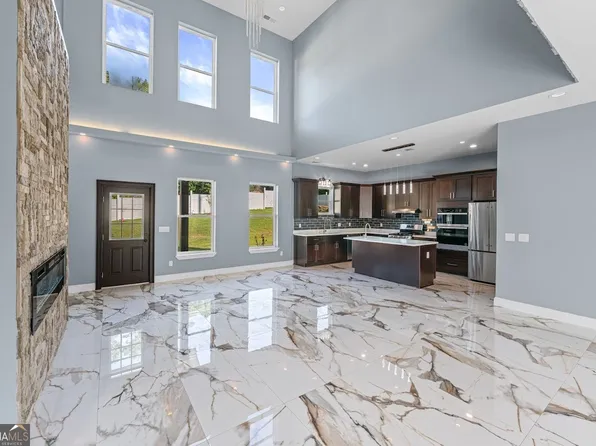 1515 Grayson Pkwy, Grayson, GA 30017