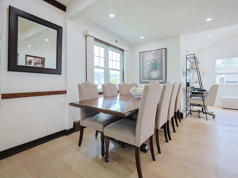 115 Charger St — Photo 9