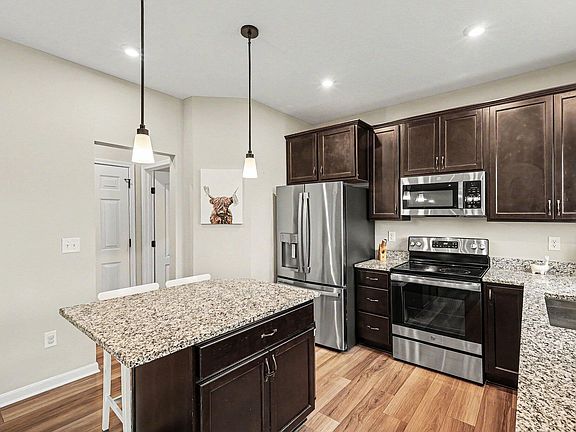 5th image of 10568 Elderberry Ln