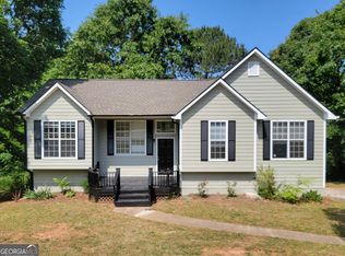 3533 Willow Tree Cir, Douglasville, GA 30135