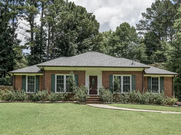 656 Bruce Way SW, Lilburn, GA 30047