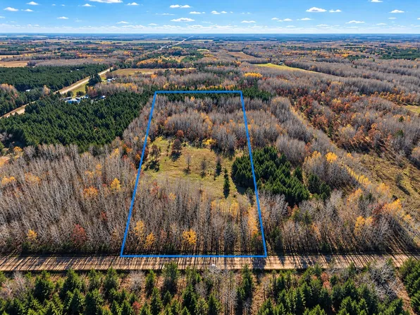 2 Grant St, Park Rapids, MN 56470